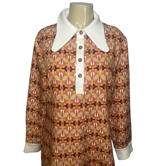 Stylish Retro Patterned Mini Dress - Picture 2 of 14